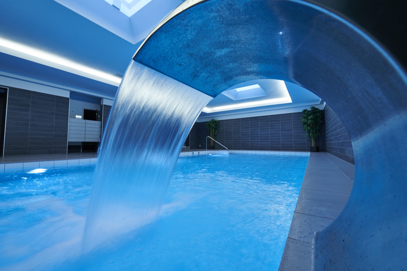 Wellness area with indoor swimming pool